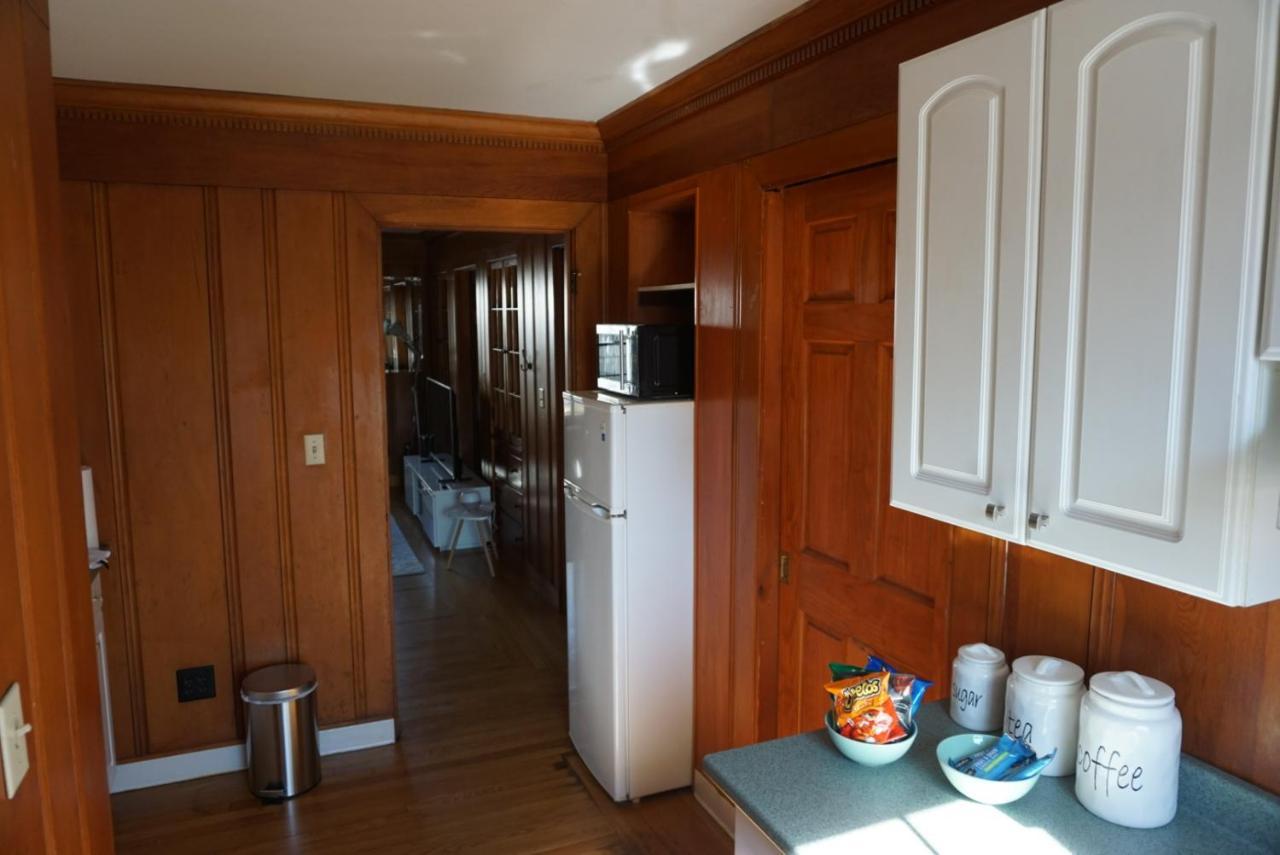 The Royal Oak Apartment Cranston Exterior photo